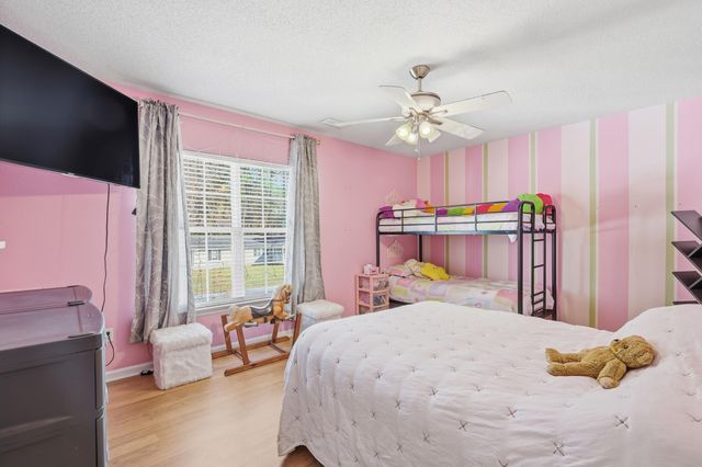 126 Oak Drive, Summerville, SC 29483