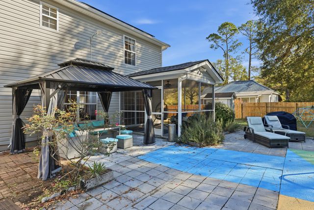 126 Oak Drive, Summerville, SC 29483