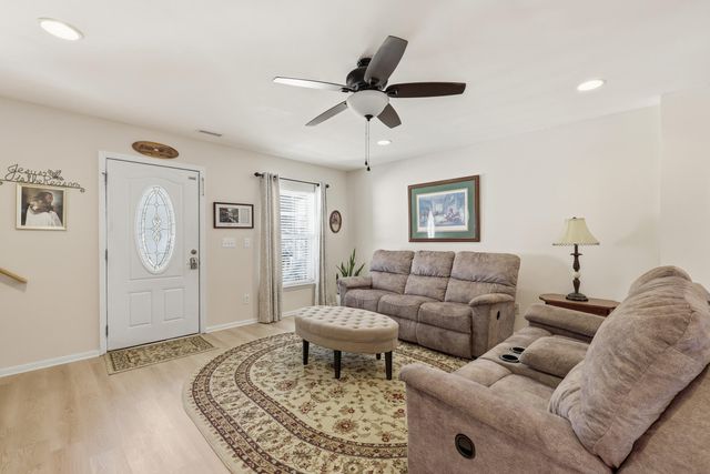 126 Oak Drive, Summerville, SC 29483