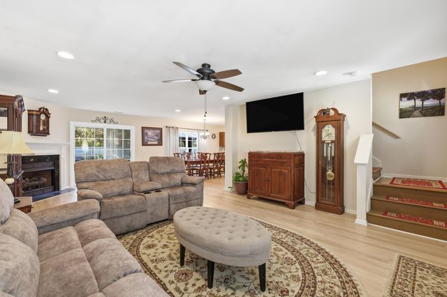 126 Oak Drive, Summerville, SC 29483