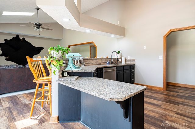 5152 S Tecumseh Road, Springfield, OH 45502