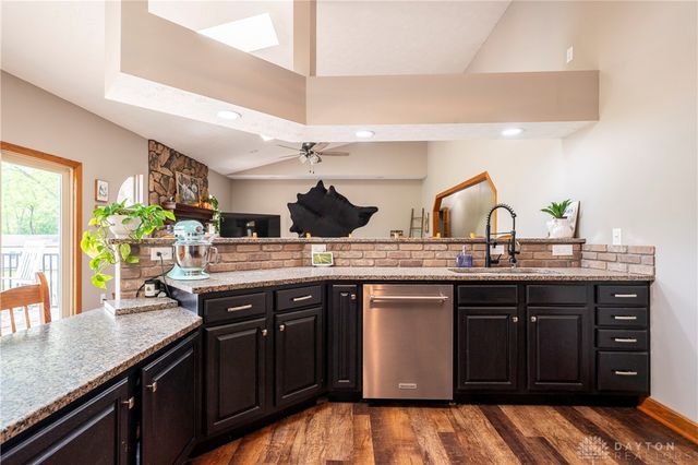 5152 S Tecumseh Road, Springfield, OH 45502