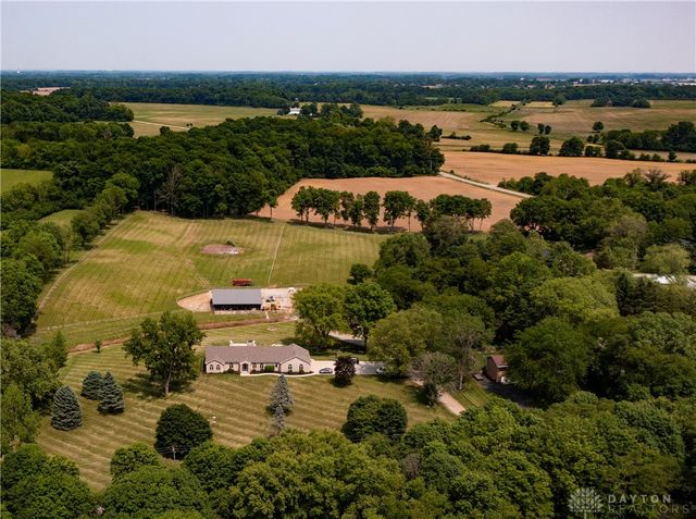 5152 S Tecumseh Road, Springfield, OH 45502