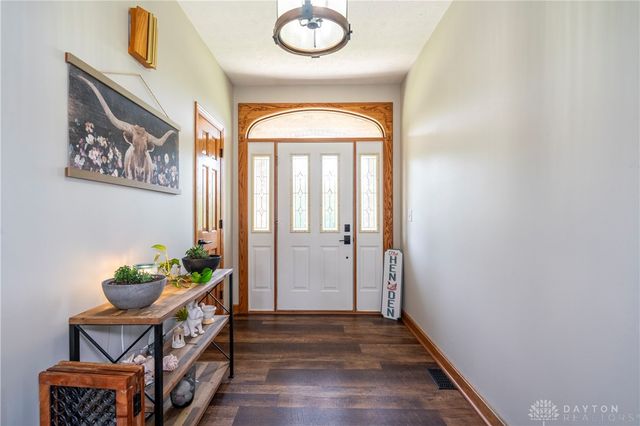 5152 S Tecumseh Road, Springfield, OH 45502