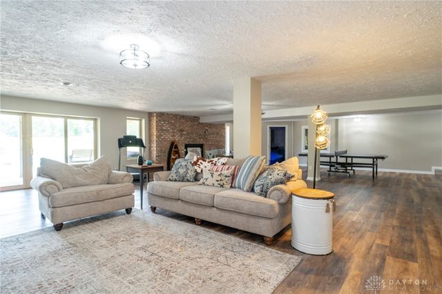 5152 S Tecumseh Road, Springfield, OH 45502