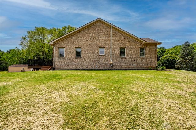 5152 S Tecumseh Road, Springfield, OH 45502