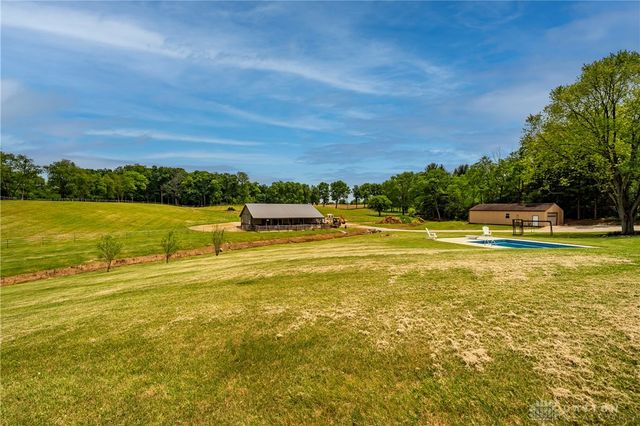 5152 S Tecumseh Road, Springfield, OH 45502