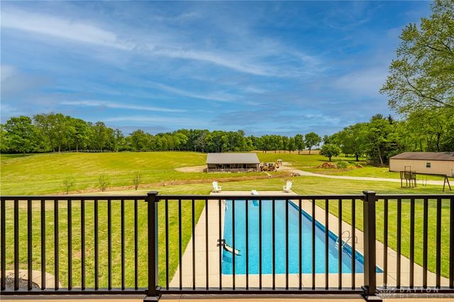 5152 S Tecumseh Road, Springfield, OH 45502