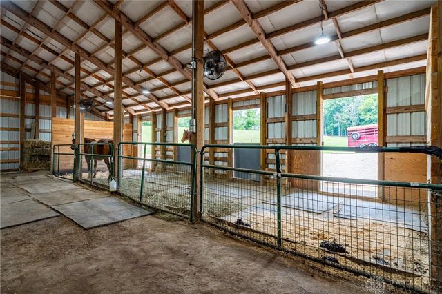 5152 S Tecumseh Road, Springfield, OH 45502