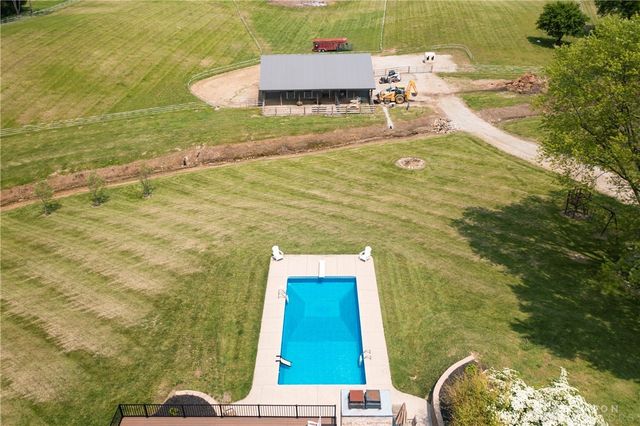 5152 S Tecumseh Road, Springfield, OH 45502