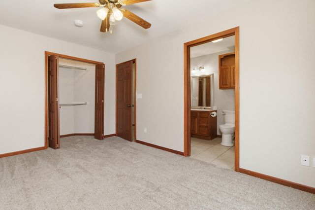 8372 County Road 5090, West Plains, MO 65775