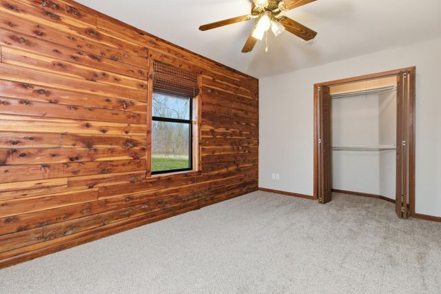 8372 County Road 5090, West Plains, MO 65775