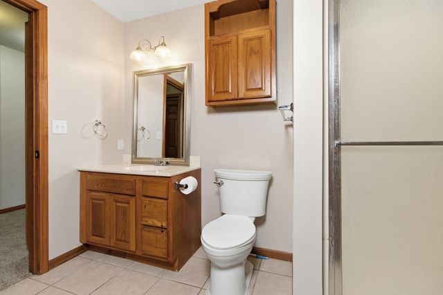 8372 County Road 5090, West Plains, MO 65775