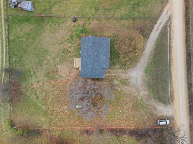 8372 County Road 5090, West Plains, MO 65775