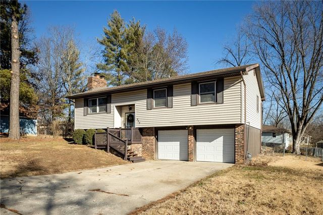 626 Jill Ann Drive, Knob Noster, MO 65336