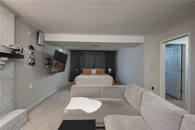 626 Jill Ann Drive, Knob Noster, MO 65336