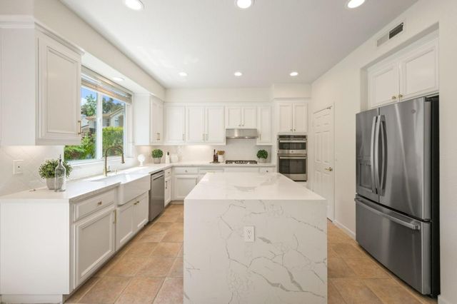1718 Via Lugano, San Jose, CA 95120