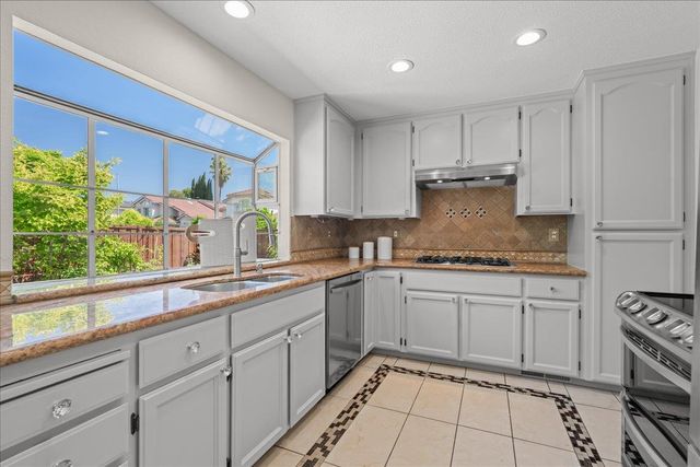 5696 Blackhawk Court, San Jose, CA 95123
