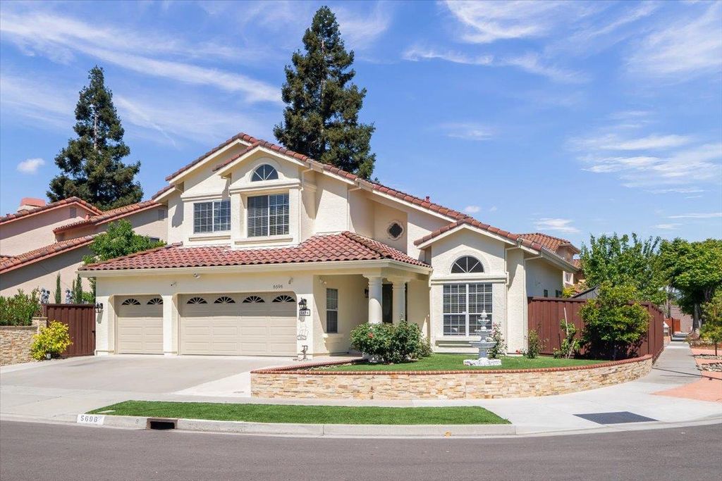 5696 Blackhawk Court, San Jose, CA 95123