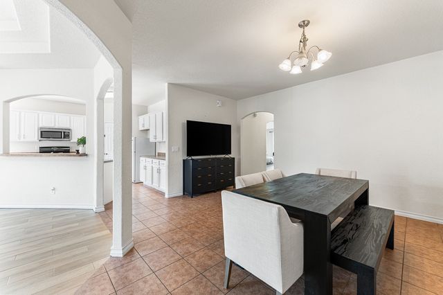 7619 Bit Cir, Elmendorf, TX 78112