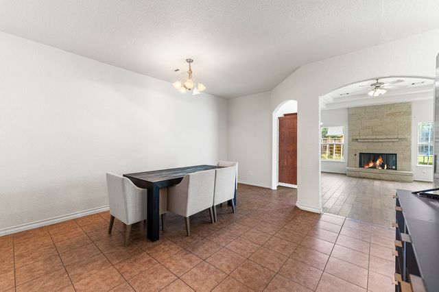 7619 Bit Cir, Elmendorf, TX 78112