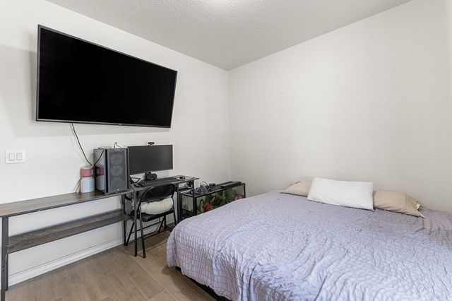 7619 Bit Cir, Elmendorf, TX 78112