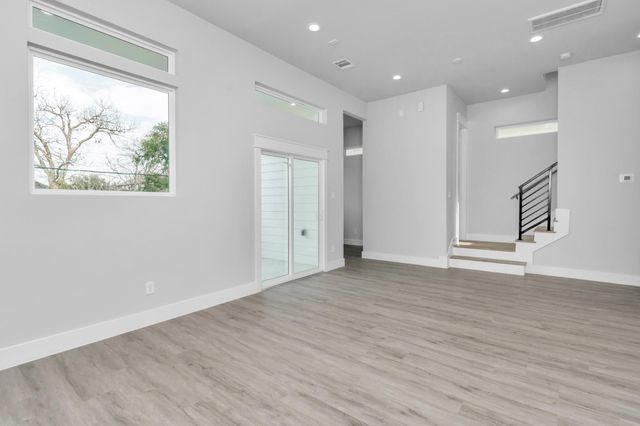 2706 Dennis Street, Houston, TX 77004