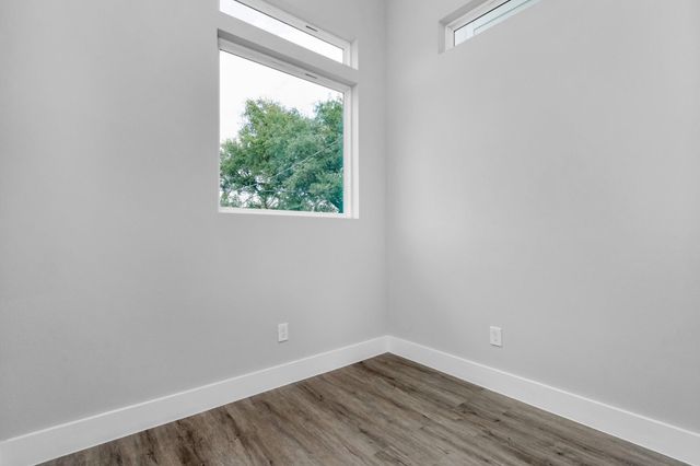 2706 Dennis Street, Houston, TX 77004