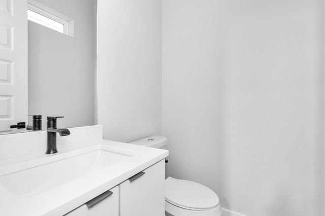 2706 Dennis Street, Houston, TX 77004