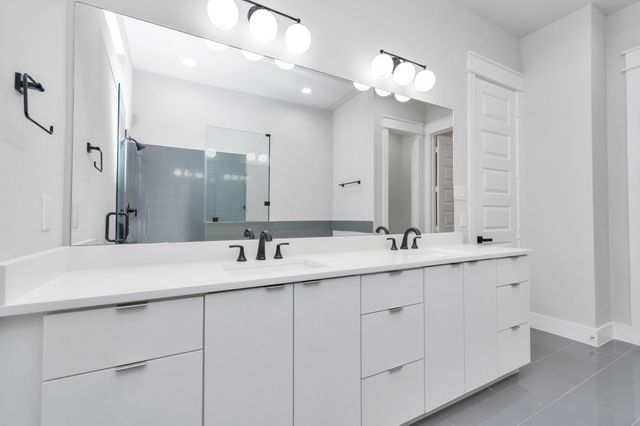 2706 Dennis Street, Houston, TX 77004