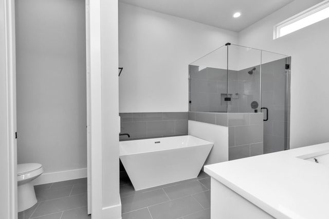 2706 Dennis Street, Houston, TX 77004