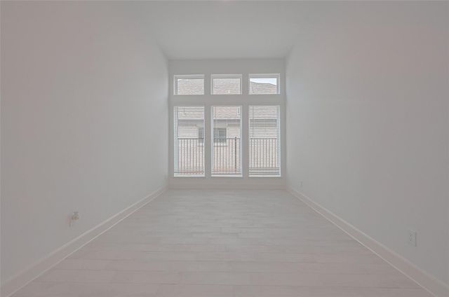 2825 Golden Isle Drive, Texas City, TX 77568