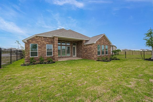 2825 Golden Isle Drive, Texas City, TX 77568