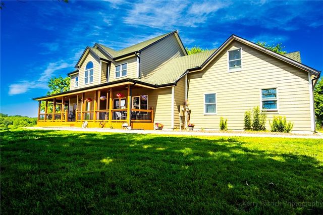 8555 NW Old US 169 Highway, Gower, MO 64454