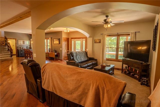 8555 NW Old US 169 Highway, Gower, MO 64454