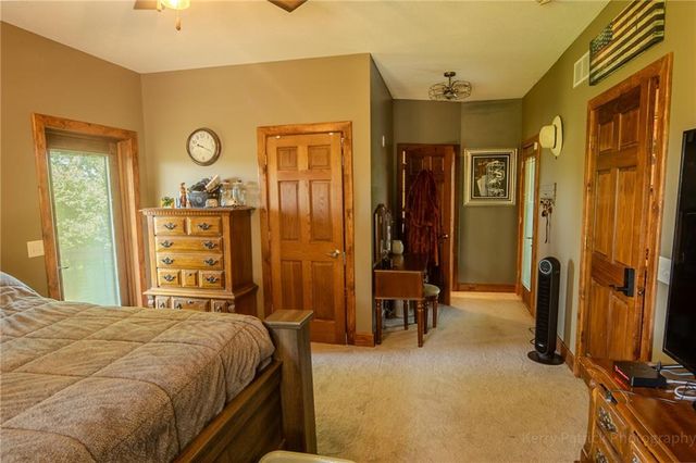 8555 NW Old US 169 Highway, Gower, MO 64454
