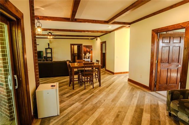 8555 NW Old US 169 Highway, Gower, MO 64454