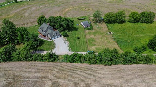 8555 NW Old US 169 Highway, Gower, MO 64454
