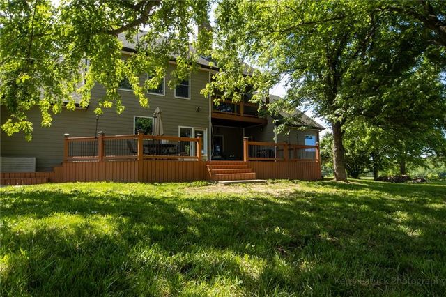 8555 NW Old US 169 Highway, Gower, MO 64454