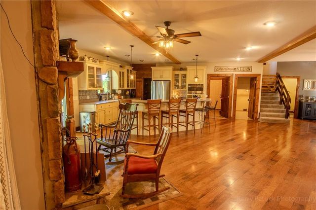 8555 NW Old US 169 Highway, Gower, MO 64454