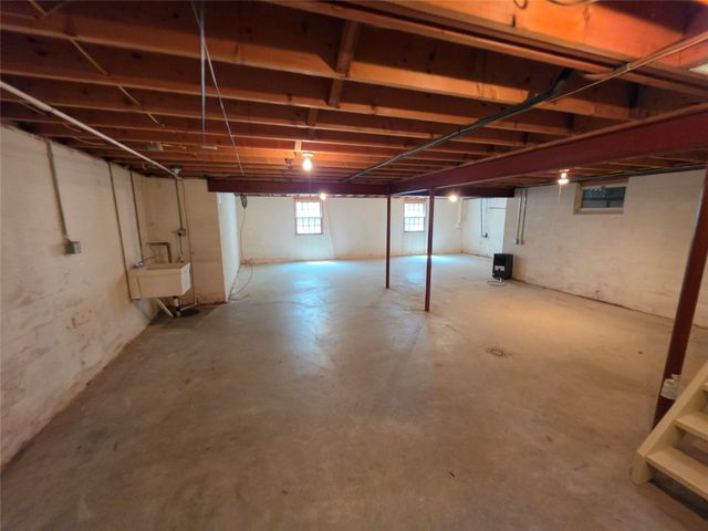 7100 BARGAIN Road, Erie, PA 16509