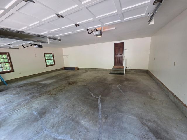 7100 BARGAIN Road, Erie, PA 16509