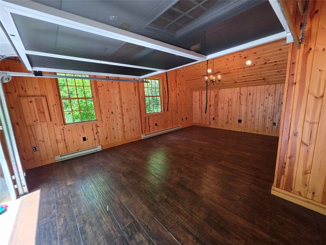 7100 BARGAIN Road, Erie, PA 16509