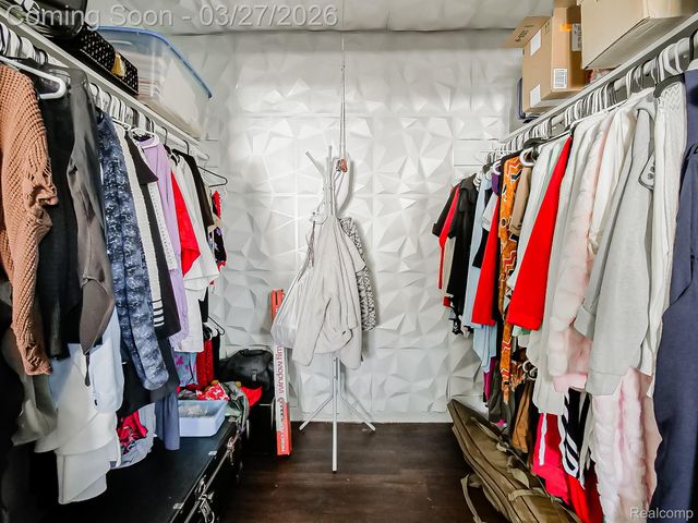 115 W Elza Avenue, Hazel Park, MI 48030