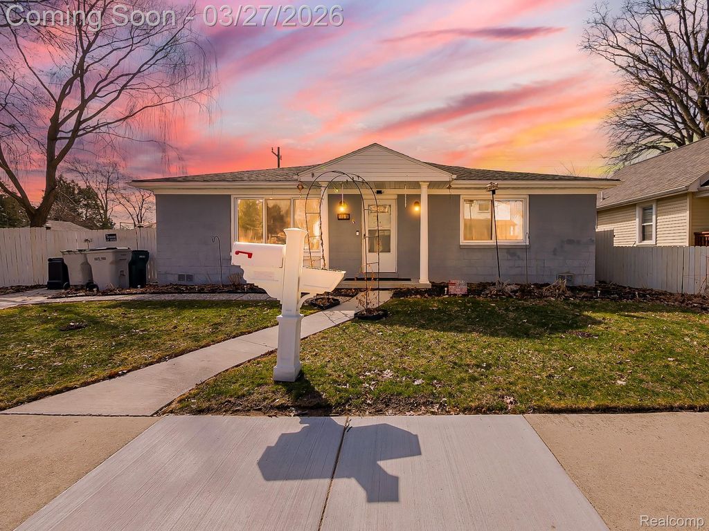 115 W Elza Avenue, Hazel Park, MI 48030