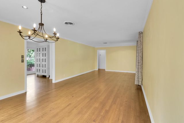 5024 Rexton Lane, Dallas, TX 75214