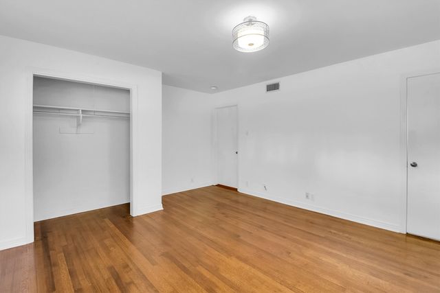 5024 Rexton Lane, Dallas, TX 75214