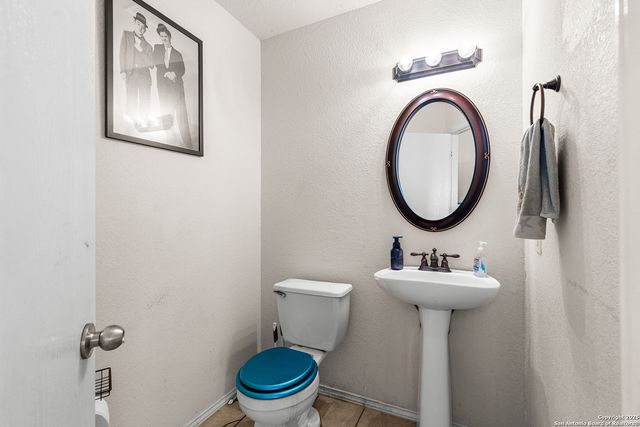 1706 Guilford, San Antonio, TX 78245