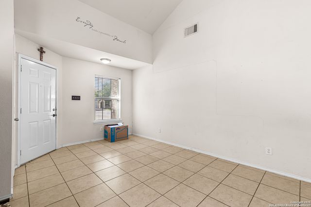 1706 Guilford, San Antonio, TX 78245