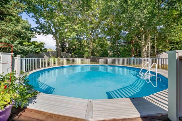 11 Liberty Road, Marshfield, MA 02050